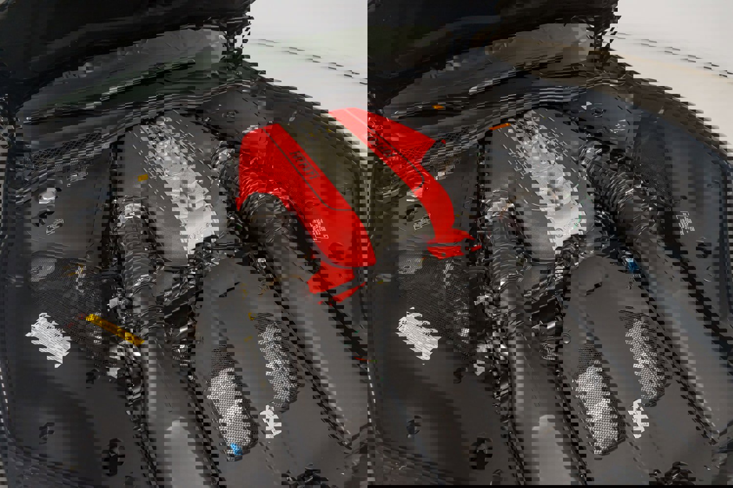 Used 2020 Ferrari 812 Superfast image 49