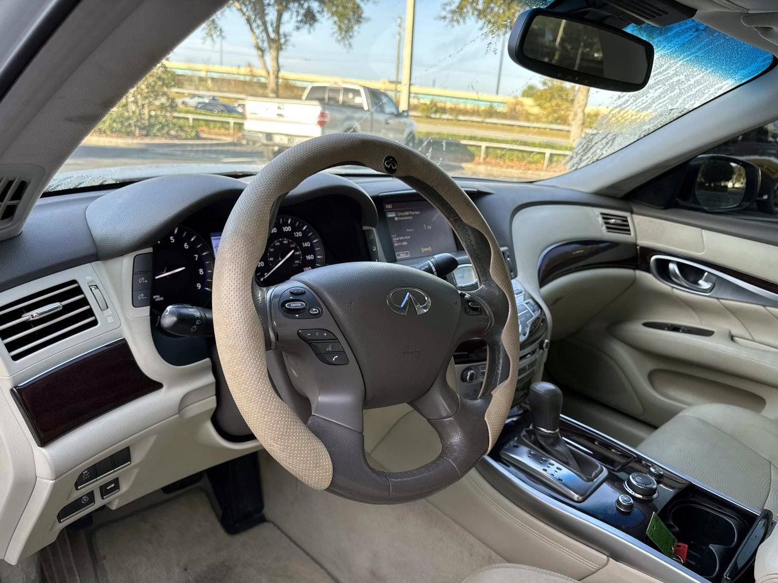 Used 2015 INFINITI Q70 L 3.7 image 11