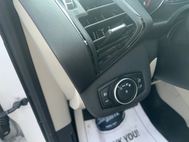 Used 2017 Ford Escape Titanium image 15