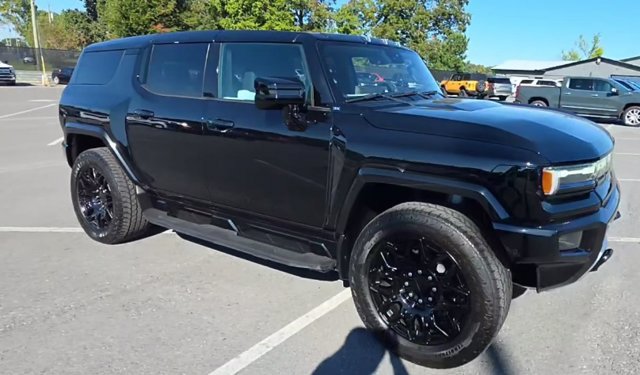 Used 2024 GMC Hummer EV 3X AWD/4WD image 5
