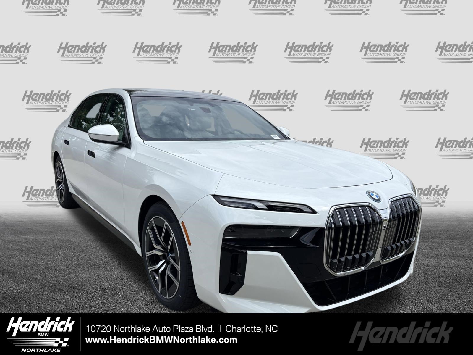 New 2026 BMW 750e xDrive