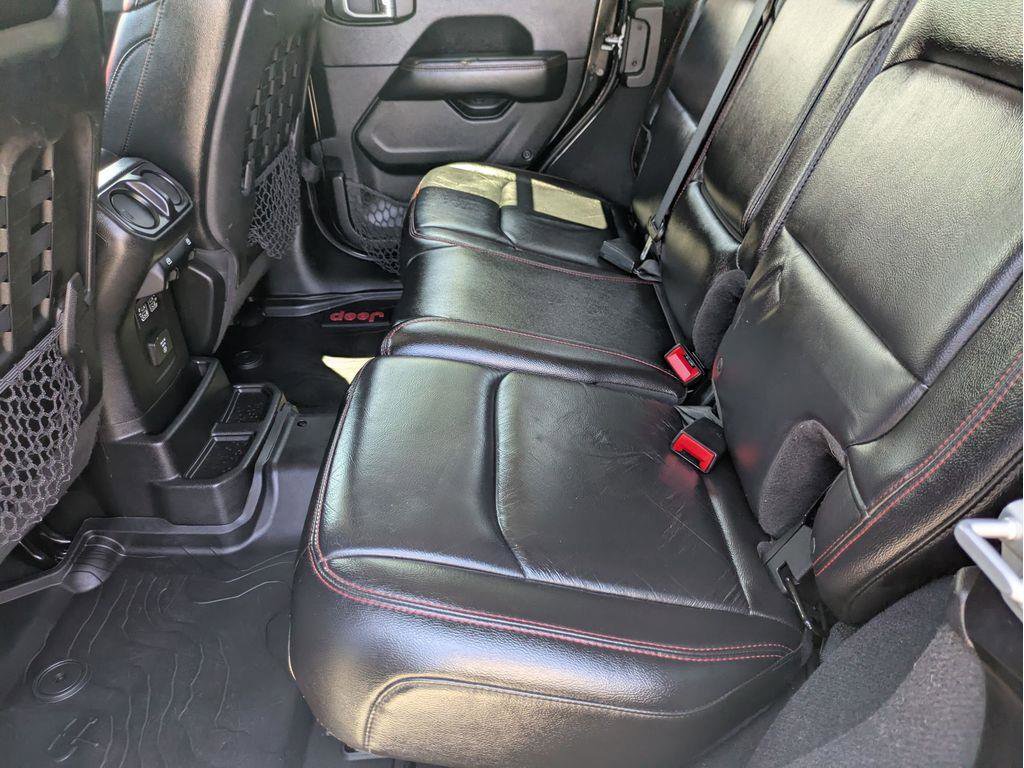 Used 2018 Jeep Wrangler Unlimited Rubicon image 29