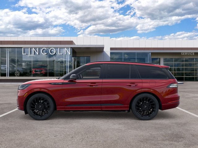 New 2026 Lincoln Aviator Reserve w/ Jet Appearance Package AWD/4WD image 3