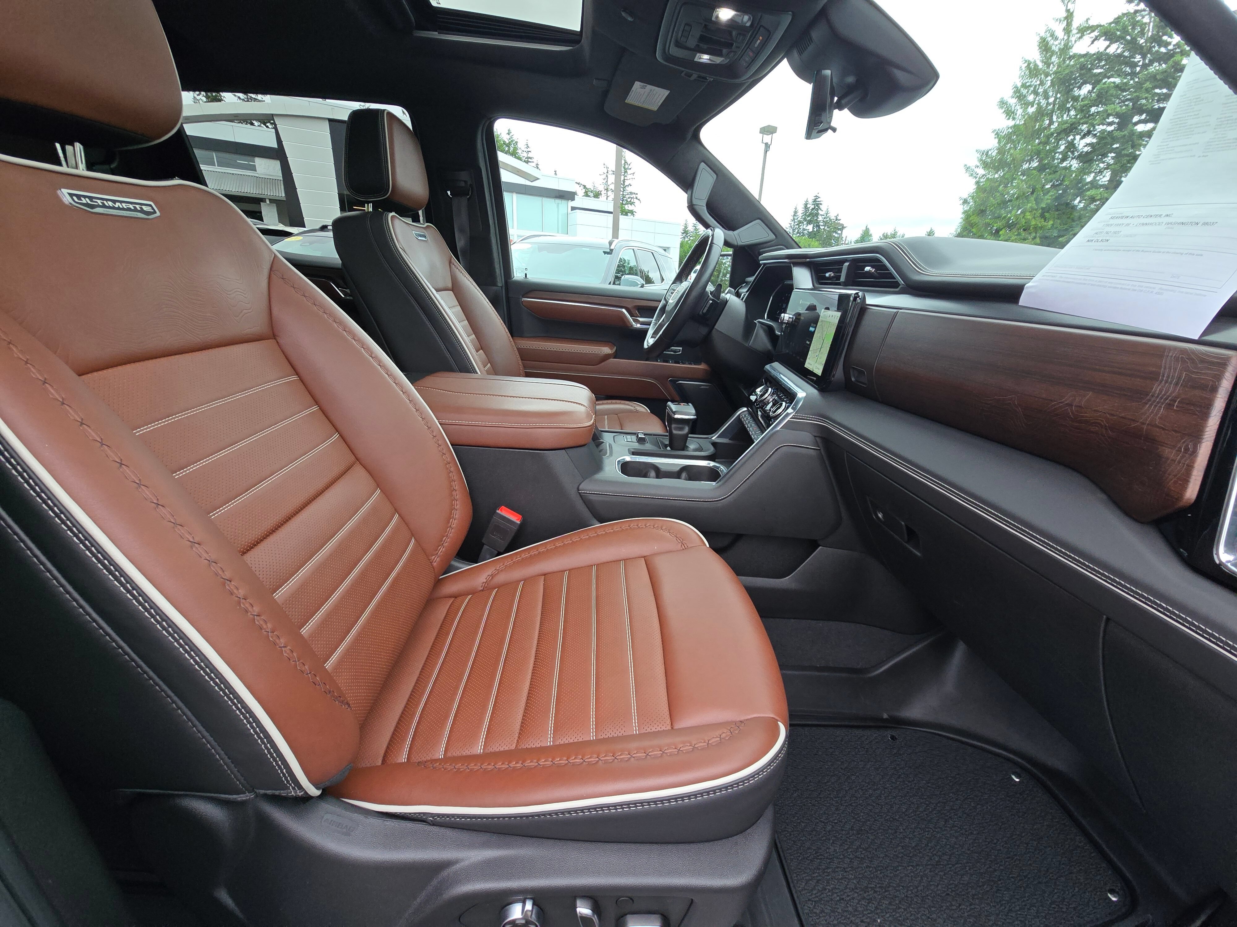 Used 2024 GMC Sierra 1500 Denali Ultimate AWD/4WD image 11
