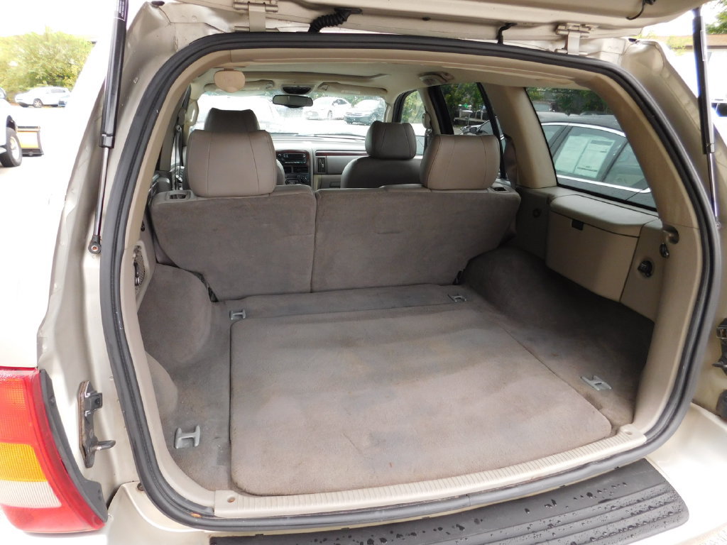 Used 2004 Jeep Grand Cherokee Limited AWD/4WD image 8