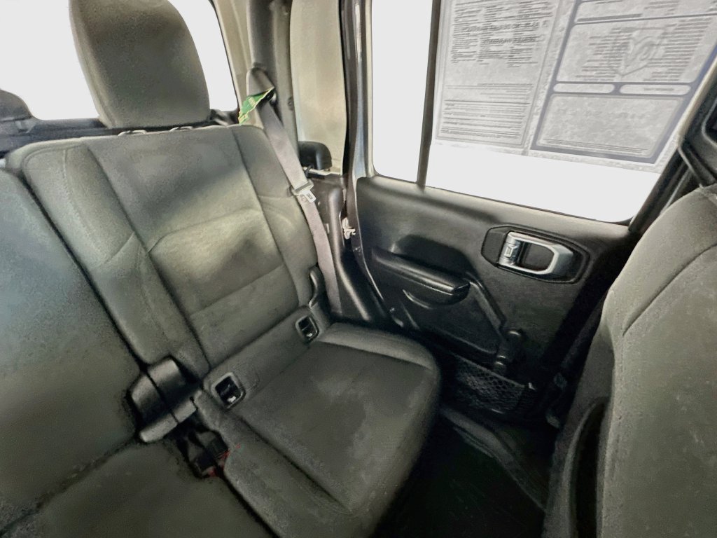 Used 2020 Jeep Gladiator Sport AWD/4WD image 14