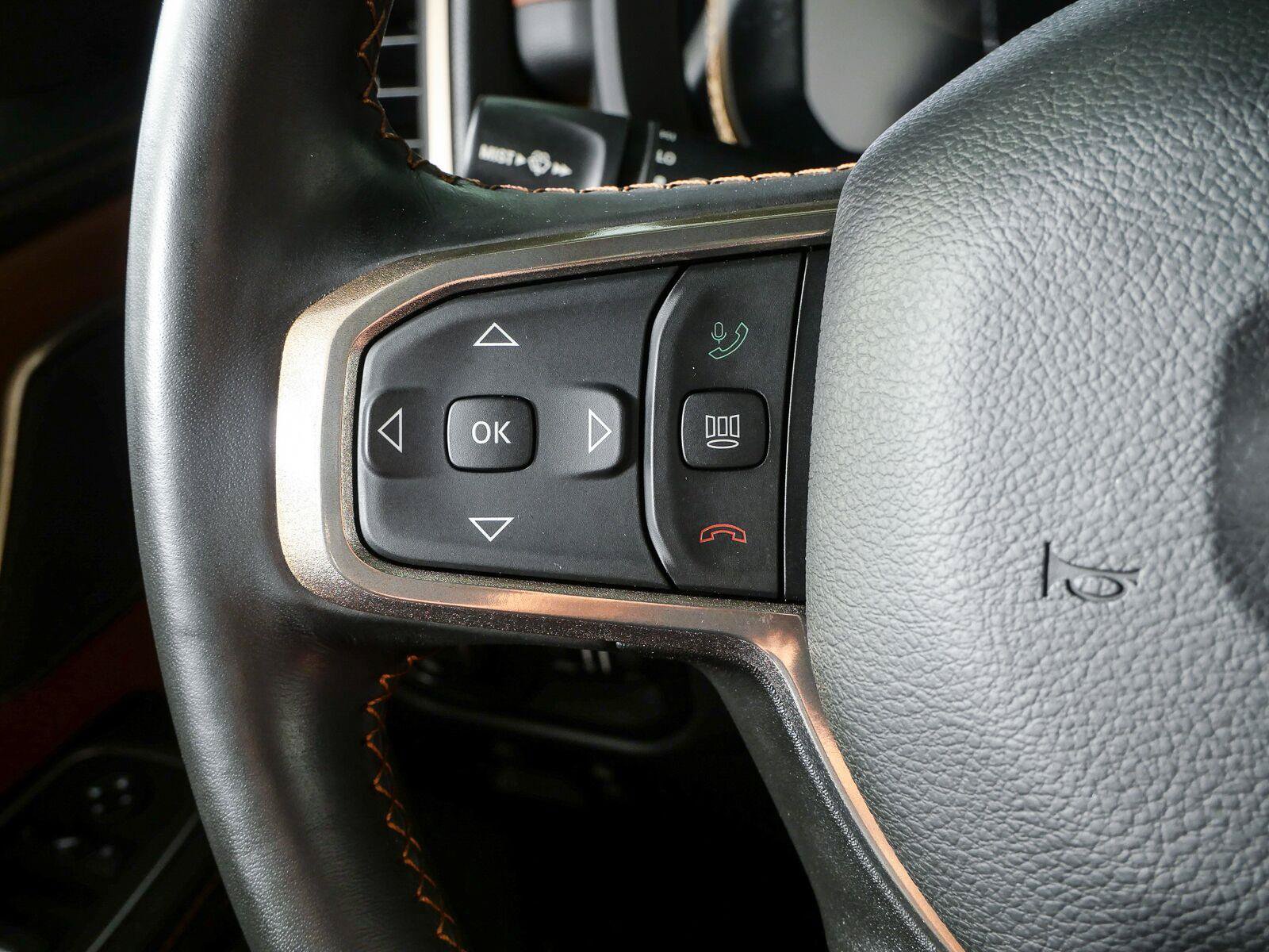 Used 2023 RAM 1500 Limited AWD/4WD image 11