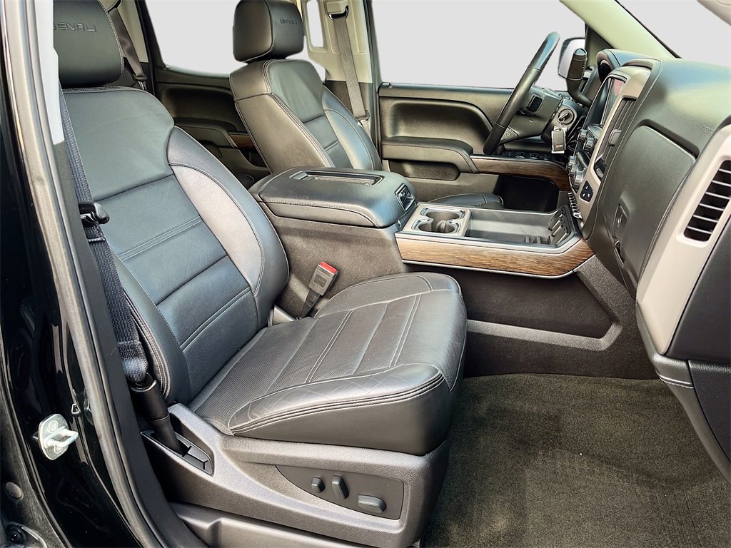 Used 2017 GMC Sierra 1500 Denali w/ Denali Ultimate Package image 29