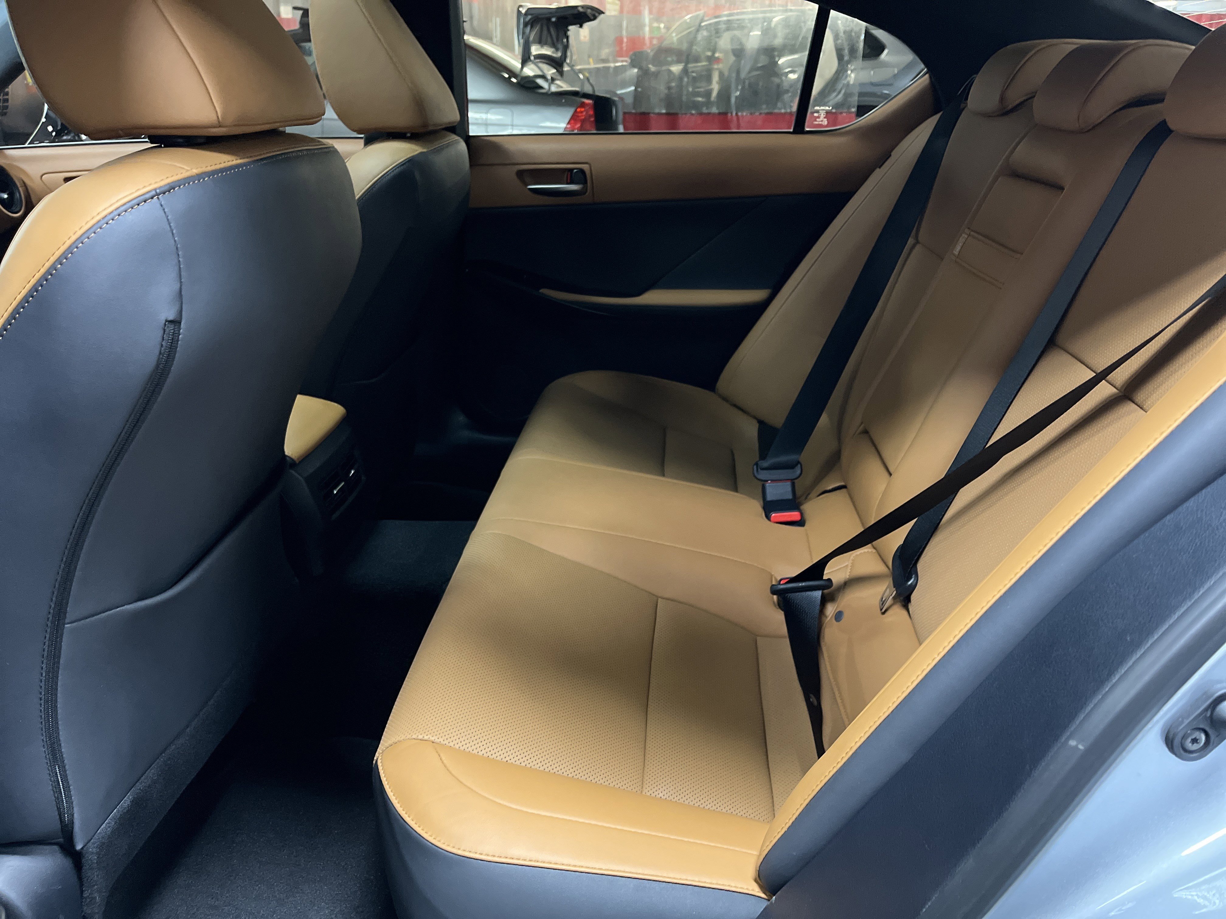 Used 2025 Lexus IS 350 F Sport w/ Accessory Package 2 image 30