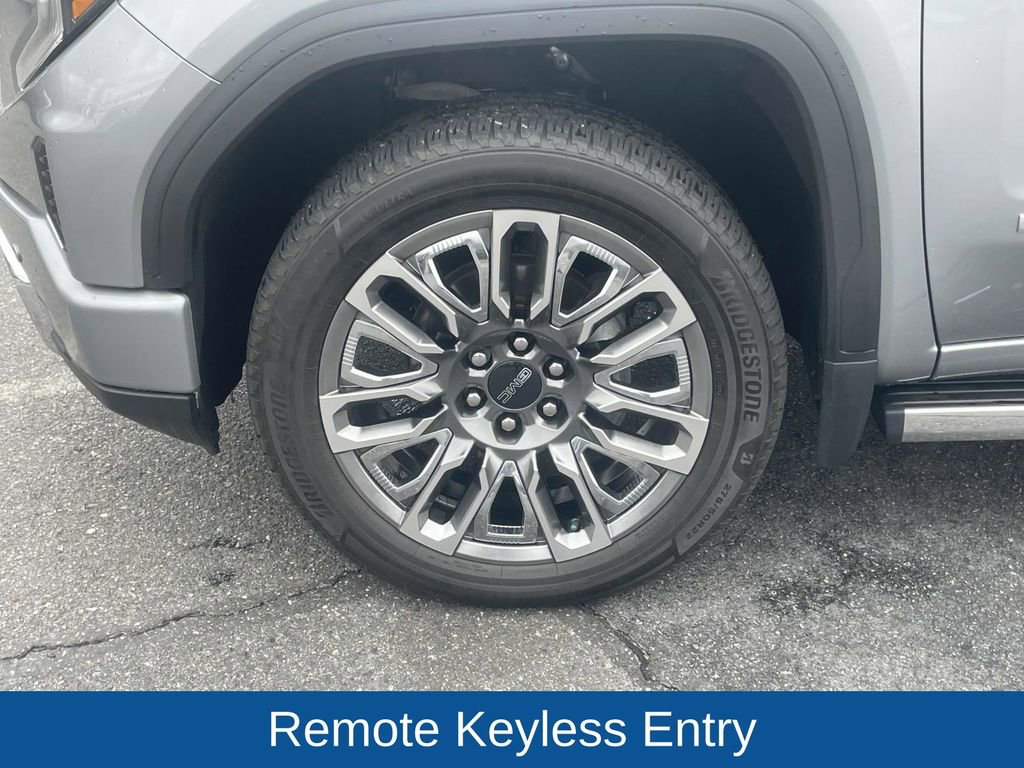 Used 2023 GMC Sierra 1500 Denali Ultimate image 11