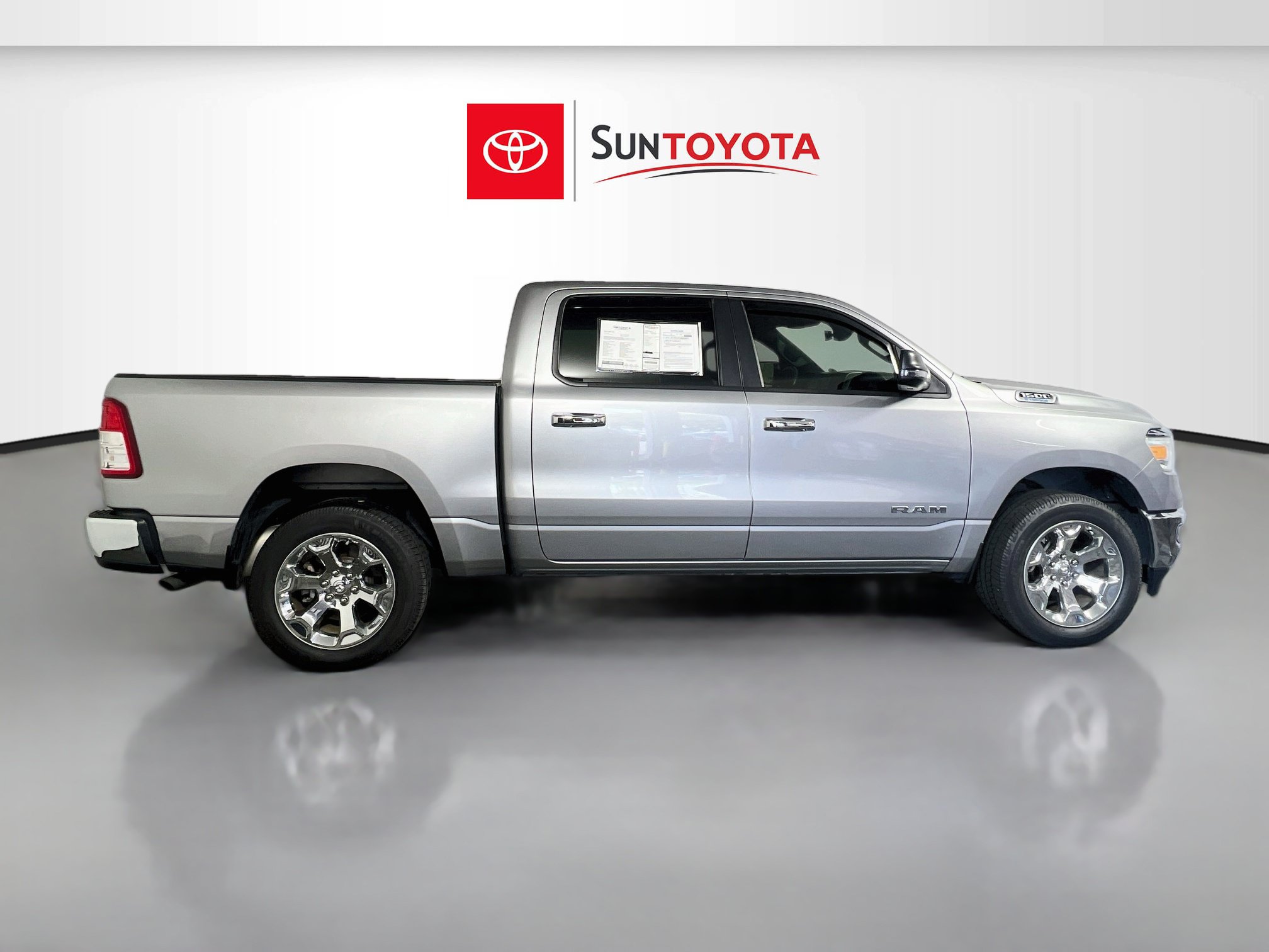 Used 2023 RAM 1500 Big Horn AWD/4WD image 2