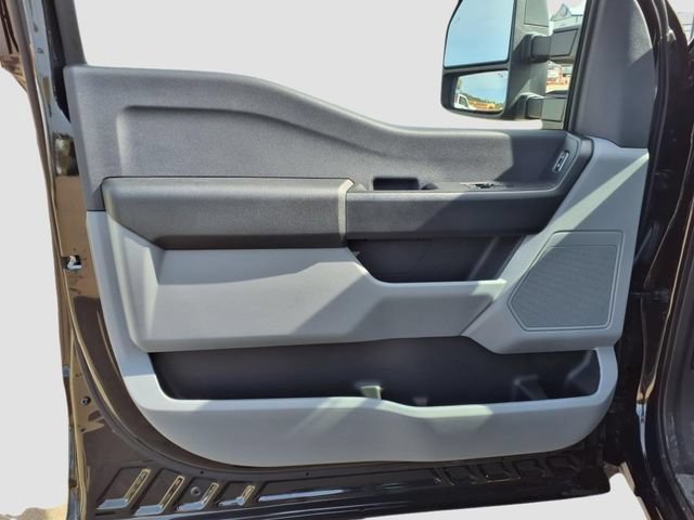 New 2025 Ford F250 XL w/ 360-Degree Camera Package RWD image 23