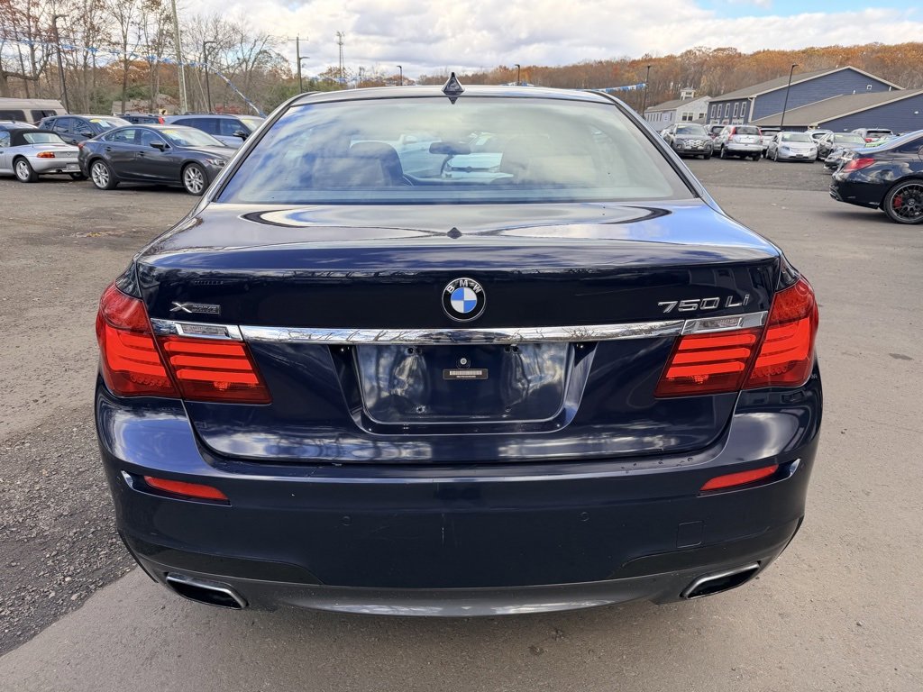 Used 2014 BMW 750Li xDrive image 6