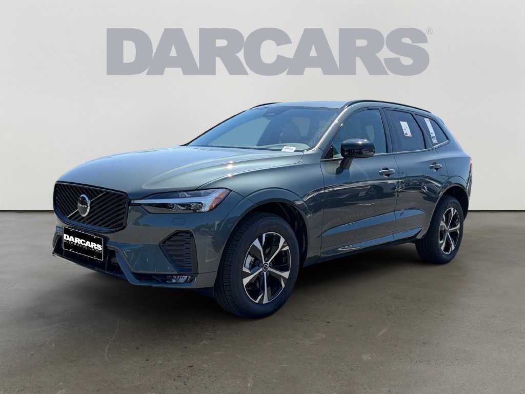 Certified 2026 Volvo XC60 B5 Core AWD/4WD image 2