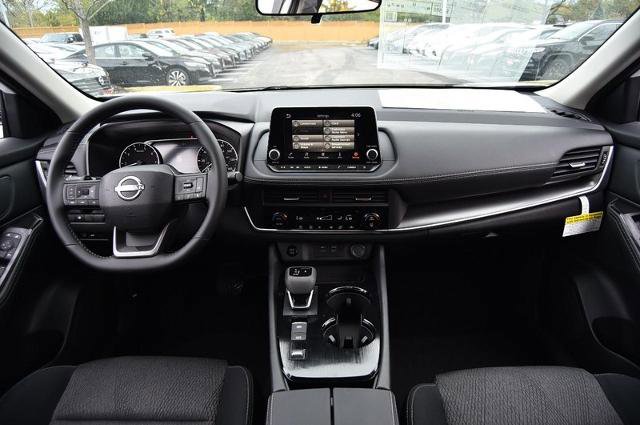 New 2026 Nissan Rogue SV image 8