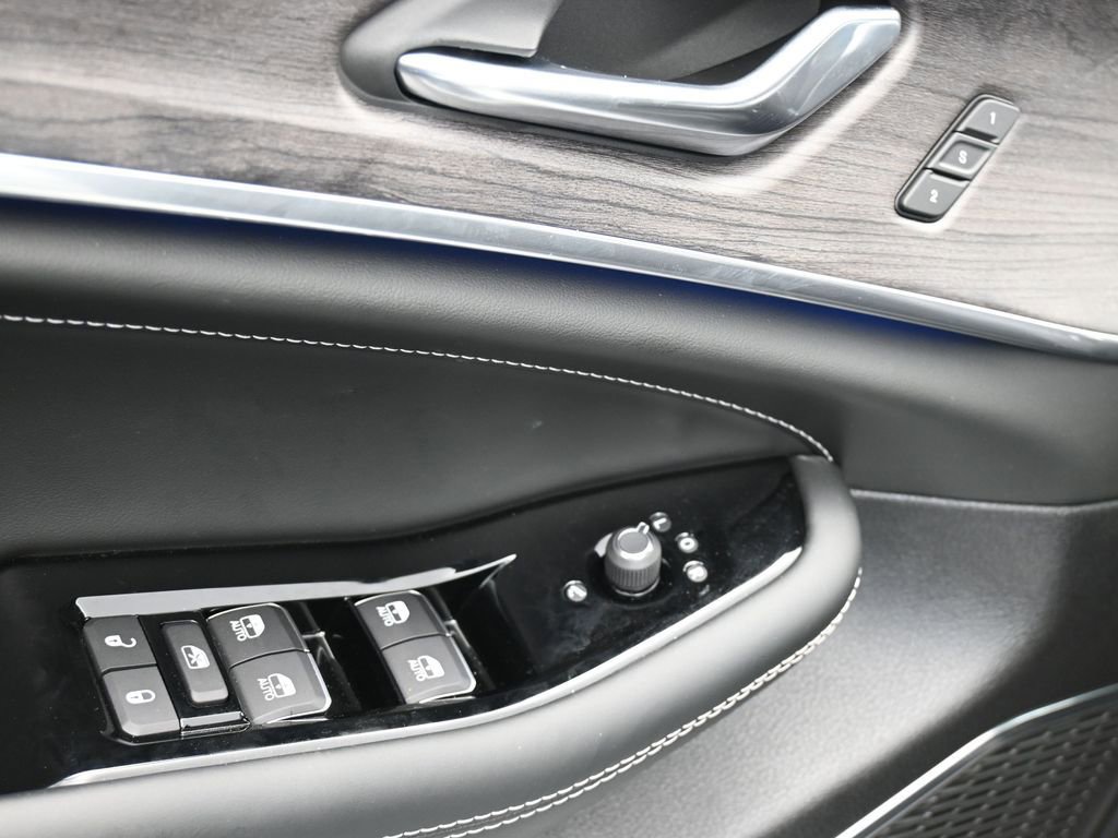 Used 2024 Jeep Grand Cherokee Overland image 29