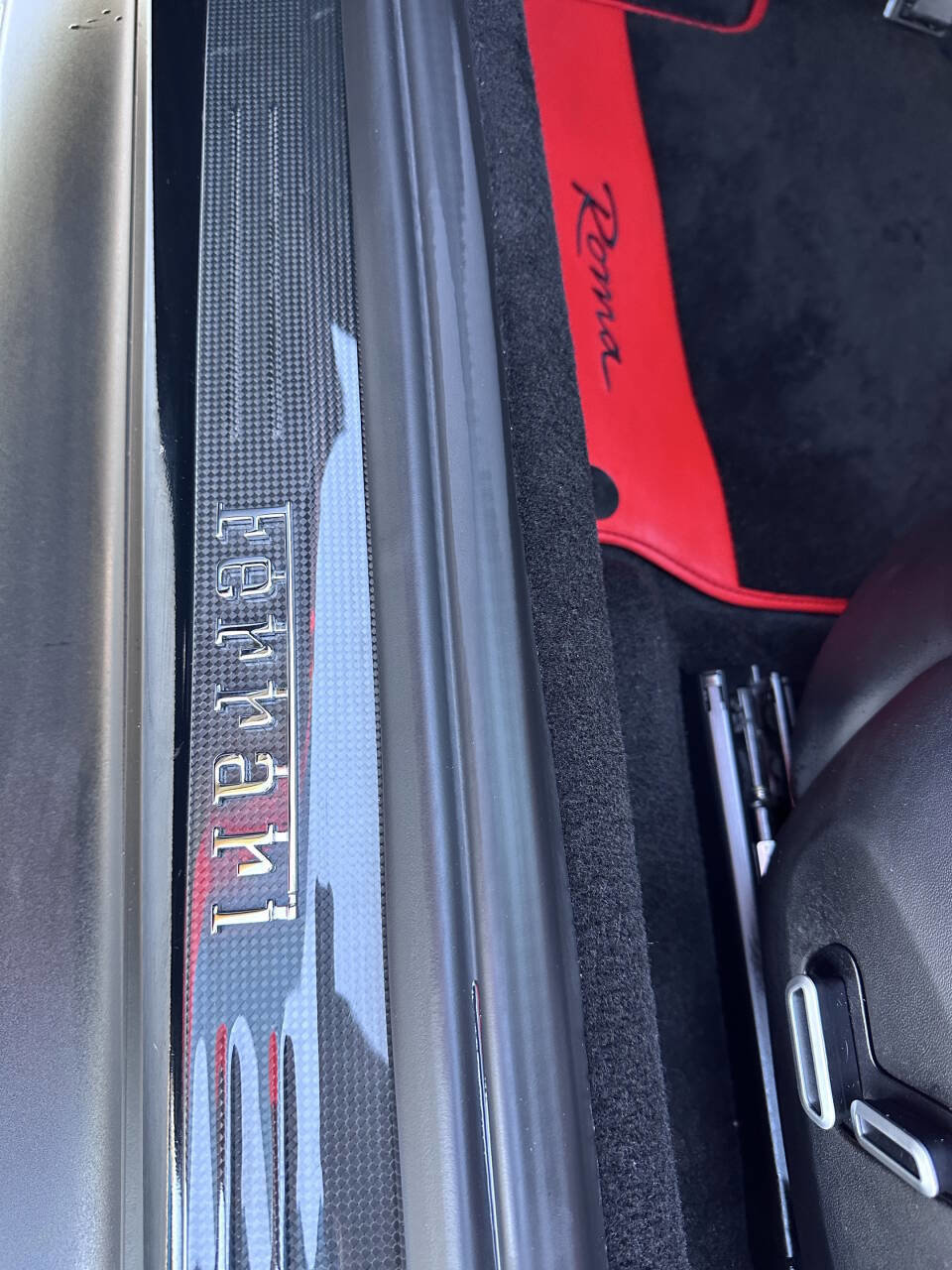 Used 2023 Ferrari Roma image 29