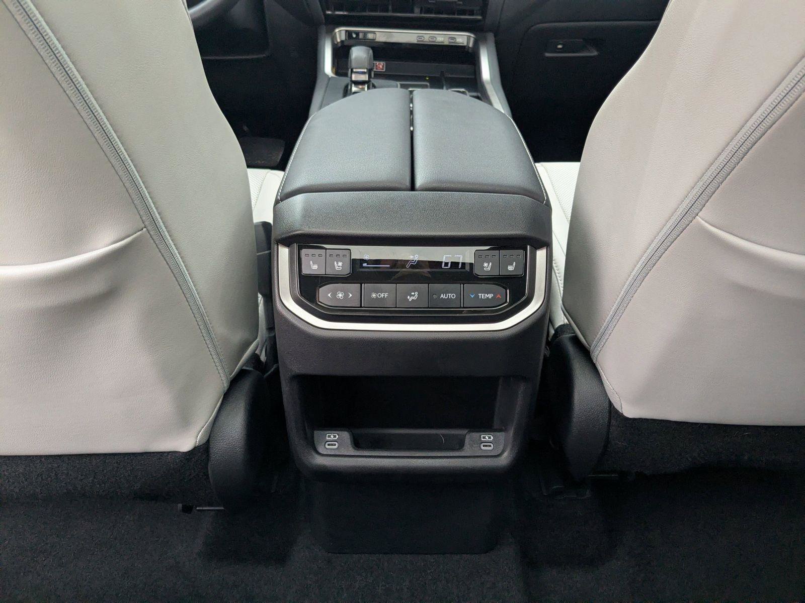 Certified 2025 Lexus TX 350 AWD w/ Technology Package image 17