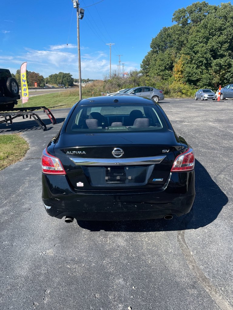 Used 2013 Nissan Altima 2.5 SV FWD image 4