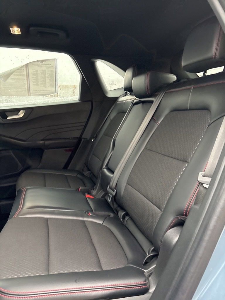 Used 2023 Ford Escape ST-Line Select w/ Tech Pack #2 image 35