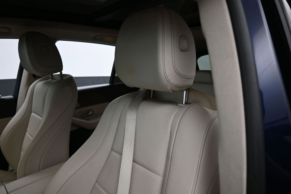 Used 2022 Mercedes-Benz GLE 350 w/ AMG Line Exterior image 18