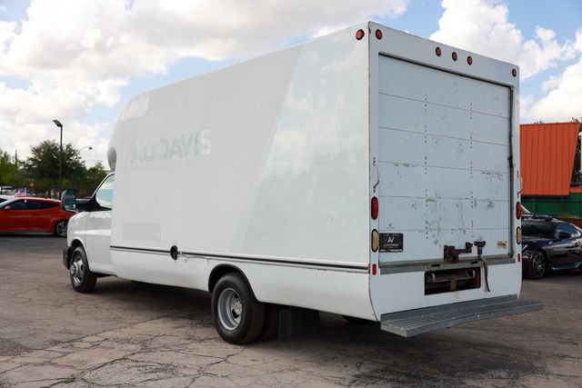 Used 2012 Chevrolet Express 3500 Extended RWD image 8