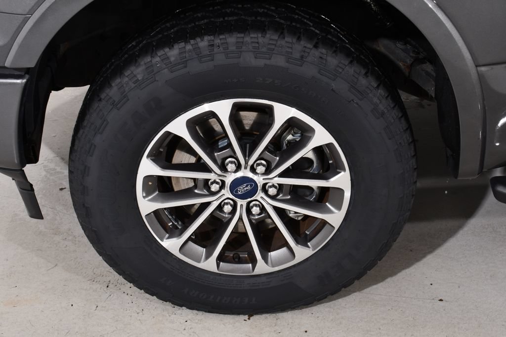 Used 2018 Ford F150 XLT w/ Equipment Group 302A Luxury AWD/4WD image 24