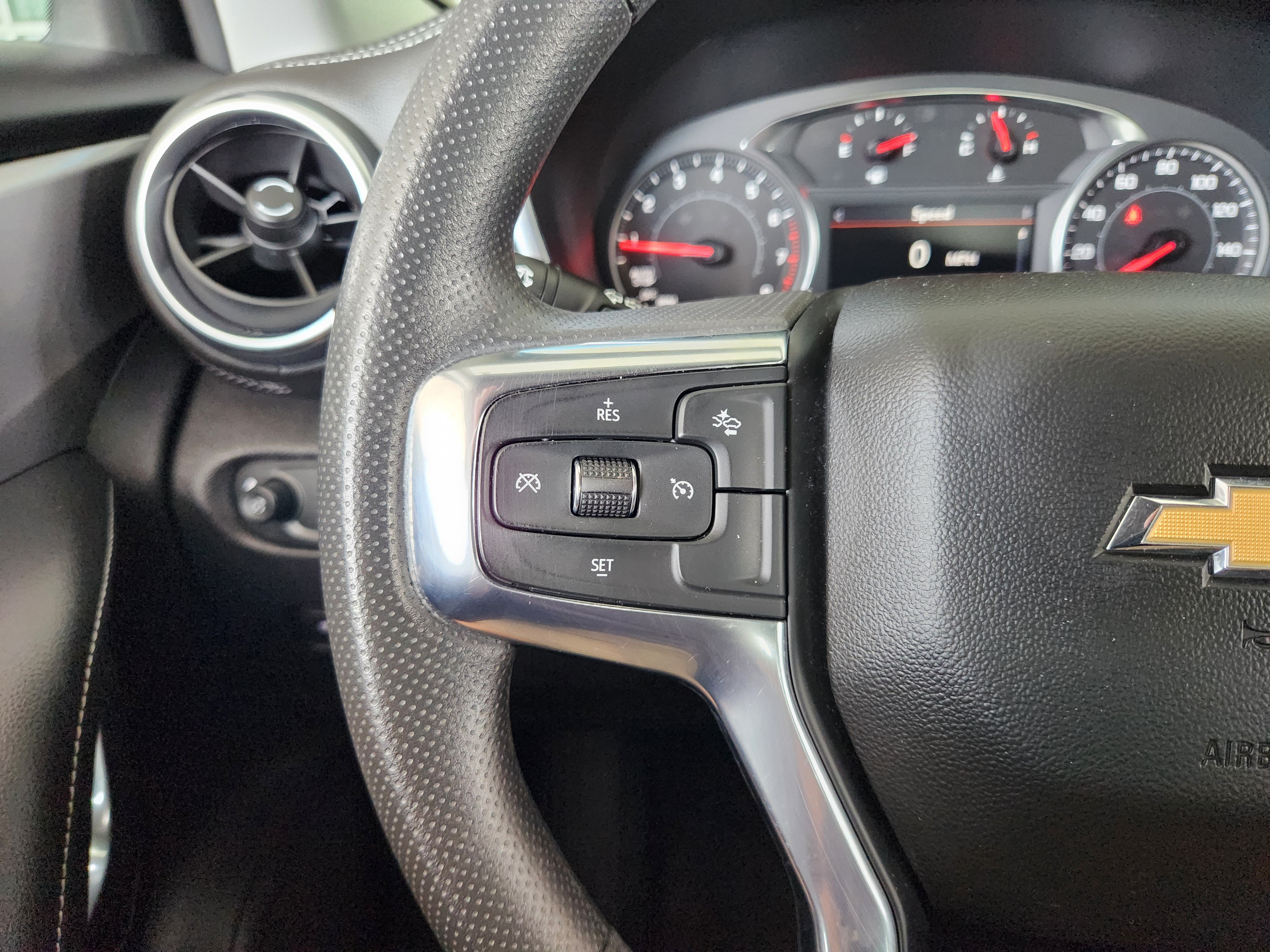 Certified 2025 Chevrolet Blazer LT AWD/4WD image 30