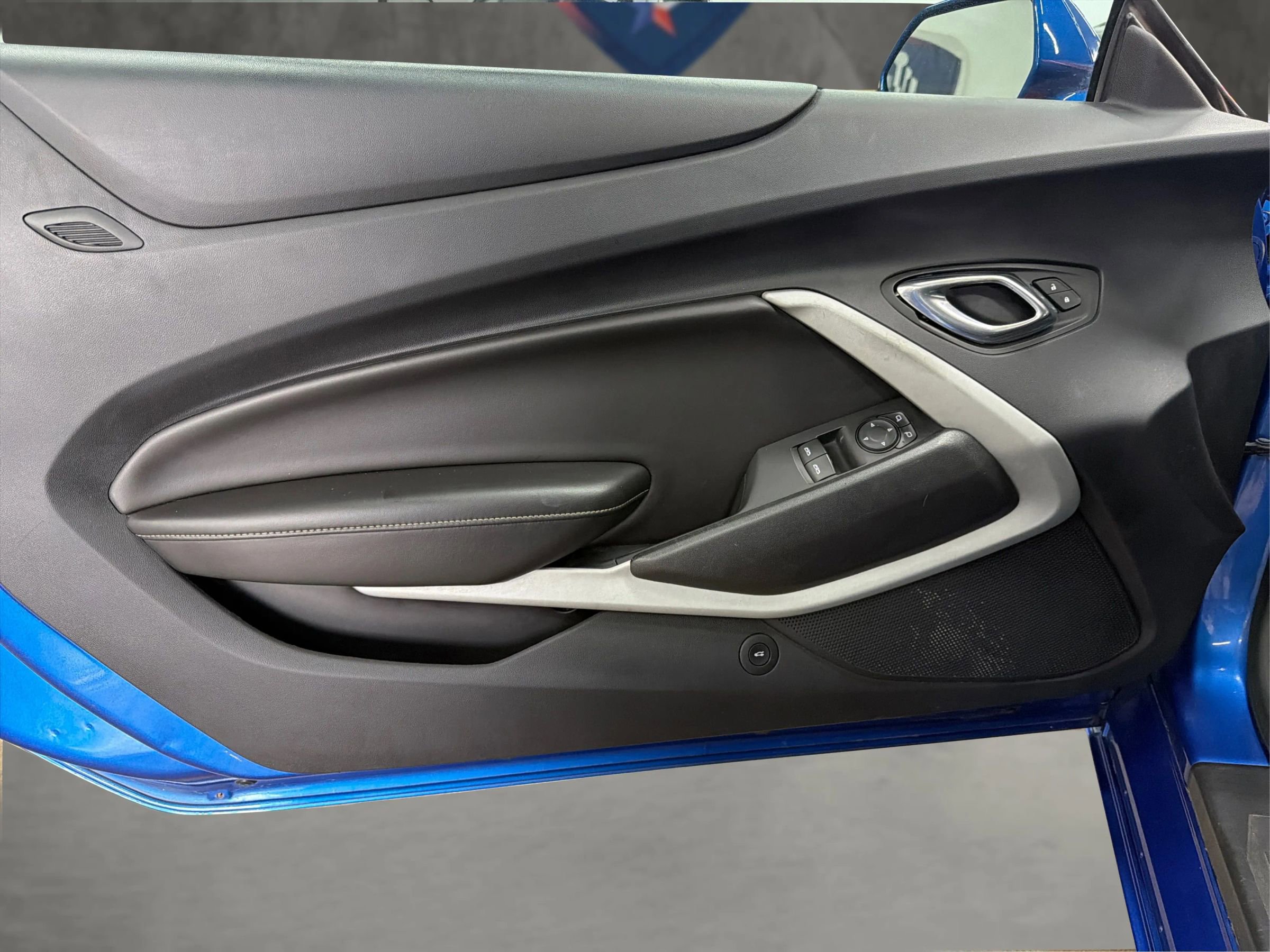 Used 2018 Chevrolet Camaro LT image 35