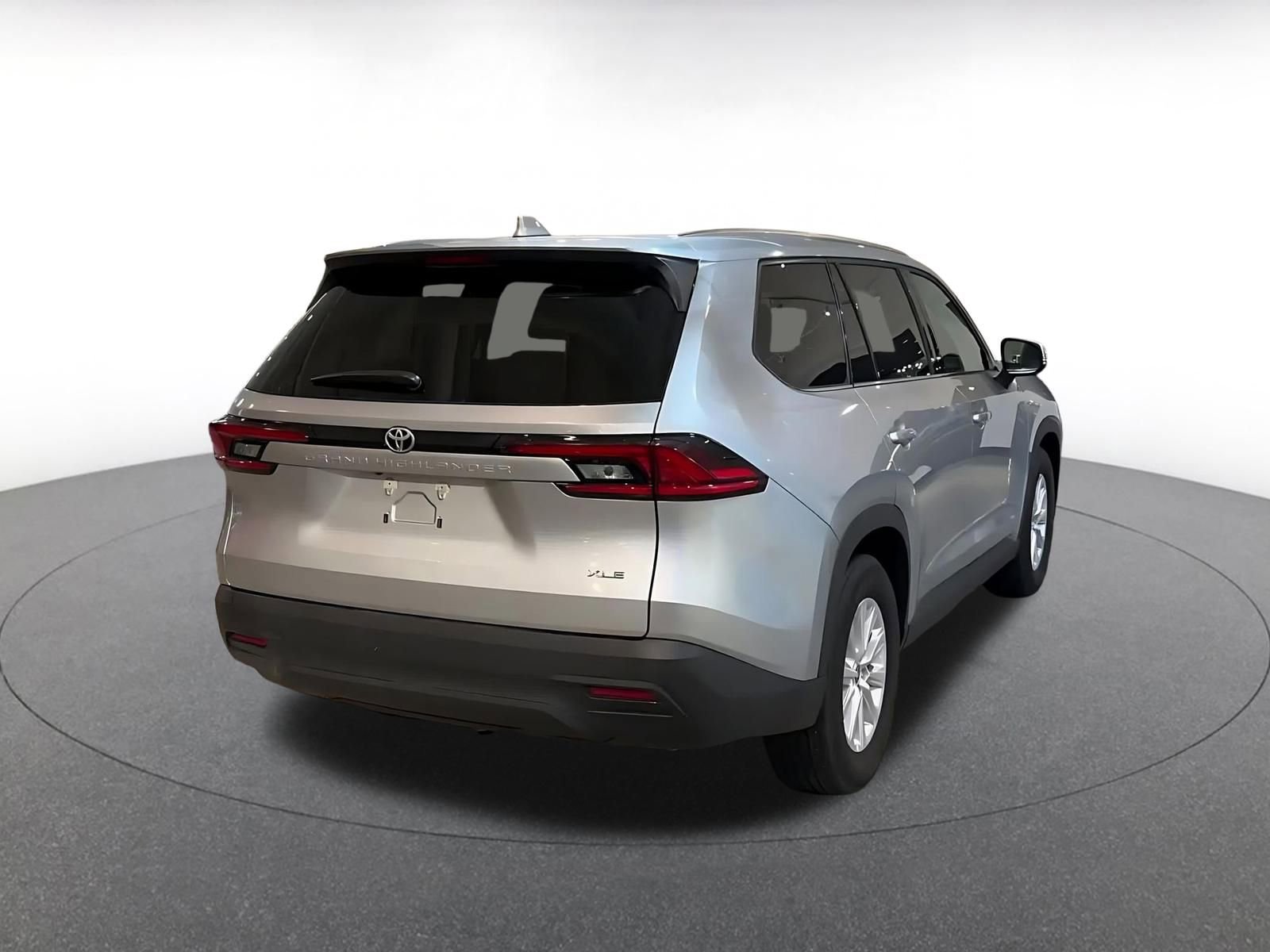 Used 2025 Toyota Grand Highlander FWD image 14