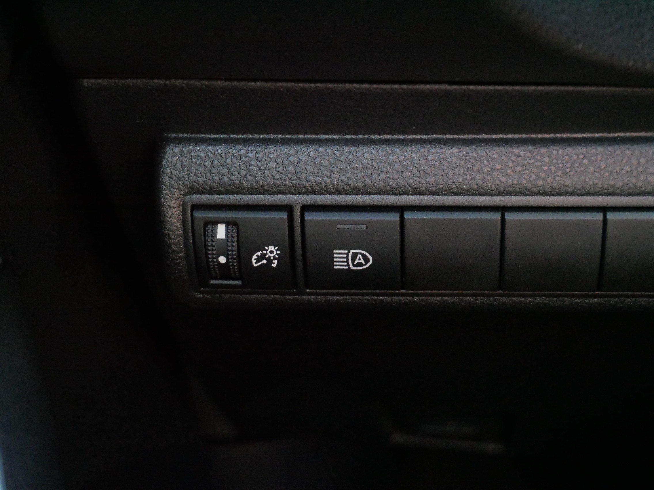 Certified 2025 Toyota Corolla SE FWD image 27