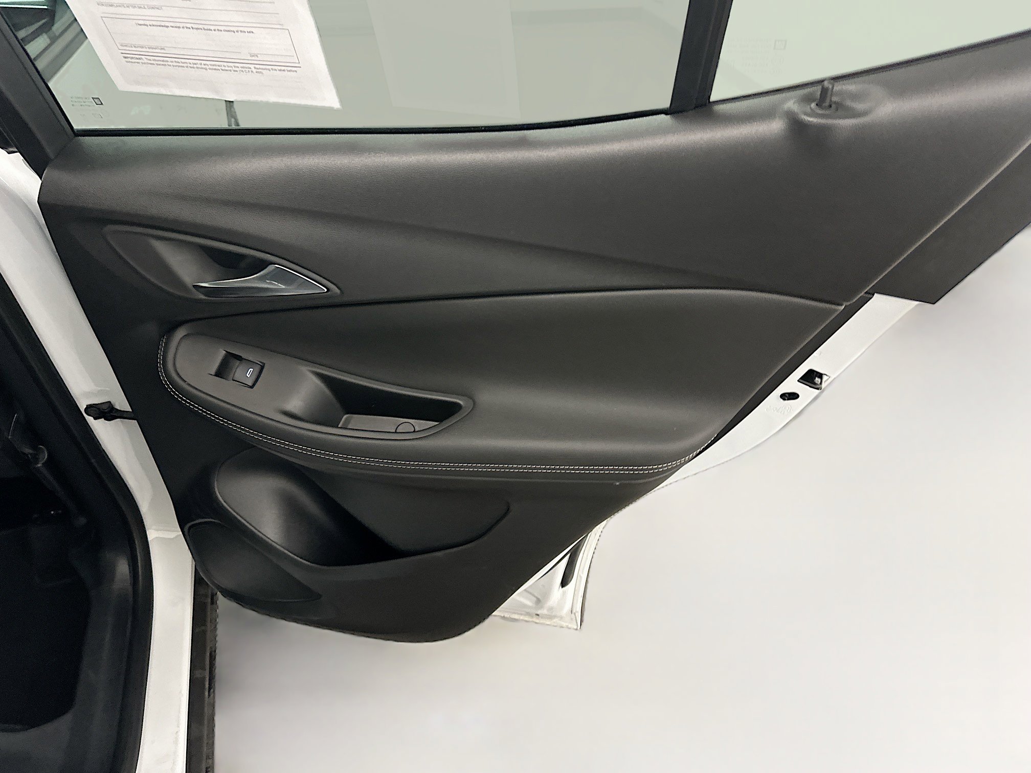 Used 2025 Buick Encore GX Preferred image 30