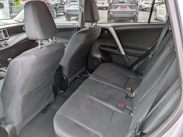Used 2016 Toyota RAV4 LE FWD image 14