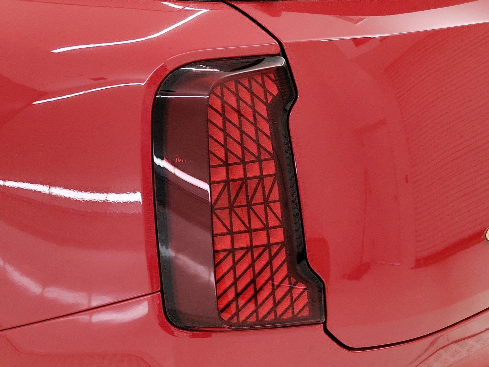 Used 2025 MINI Cooper Countryman S w/ Comfort Package Max image 8