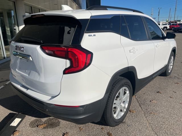 Used 2021 GMC Terrain SLE w/ Driver Convenience Package image 3