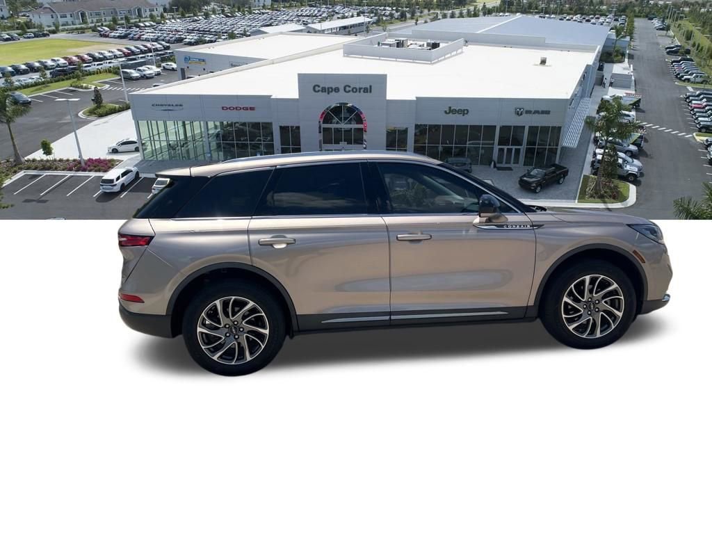 Used 2021 Lincoln Corsair FWD w/ Convenience Package image 13