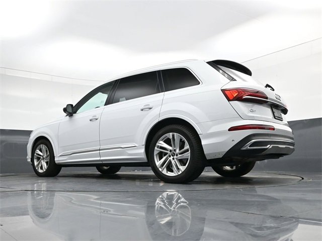 Used 2023 Audi Q7 3.0T Prestige image 28