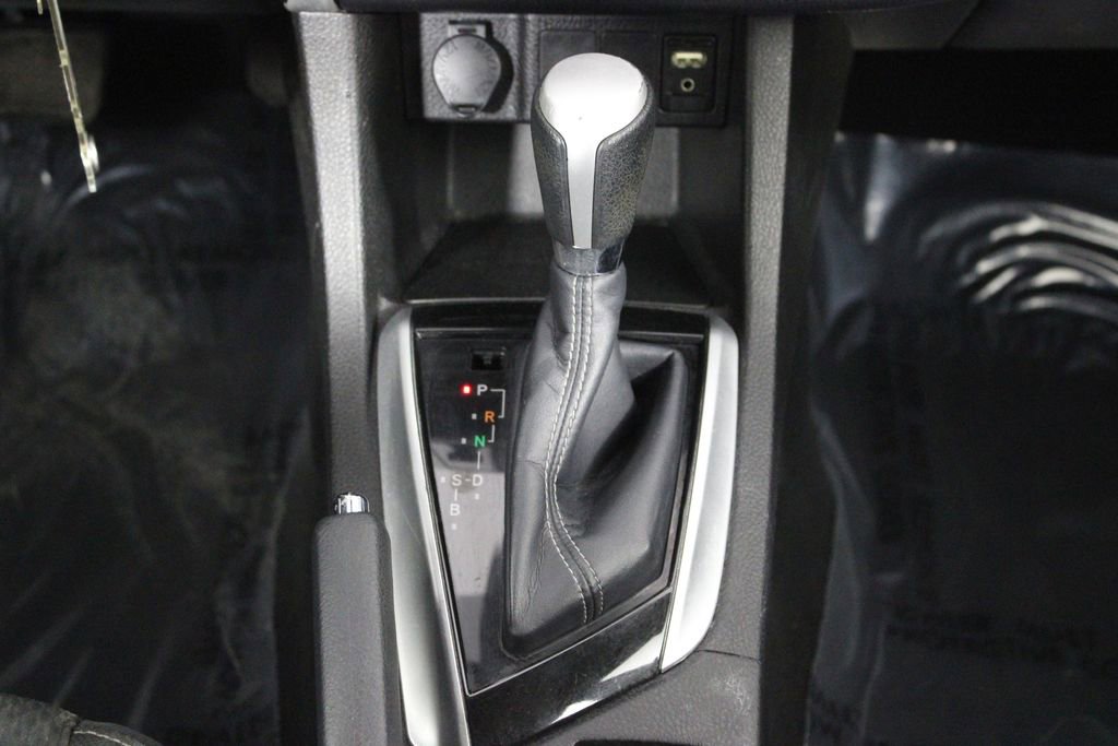 Used 2017 Toyota Corolla LE image 35