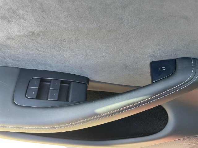 Used 2024 Tesla Model 3 Performance AWD/4WD image 22
