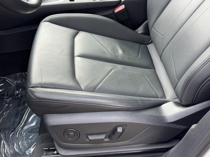 Used 2024 Audi Q3 2.0T Premium Plus w/ Premium Plus Package image 25