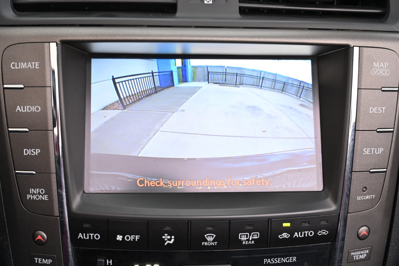 Used 2012 Lexus IS 350C w/ Luxury Pkg RWD image 26