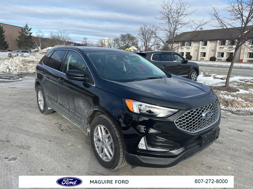 Used 2024 Ford Edge SEL w/ Convenience Package