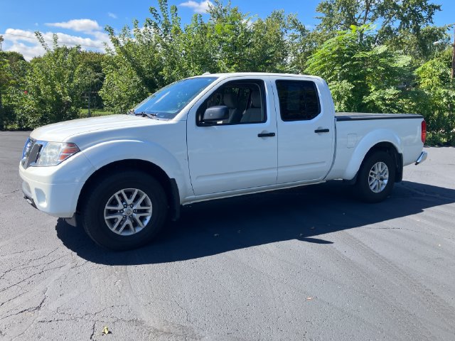 Used 2016 Nissan Frontier SV w/ SV Value Truck Package AWD/4WD image 2