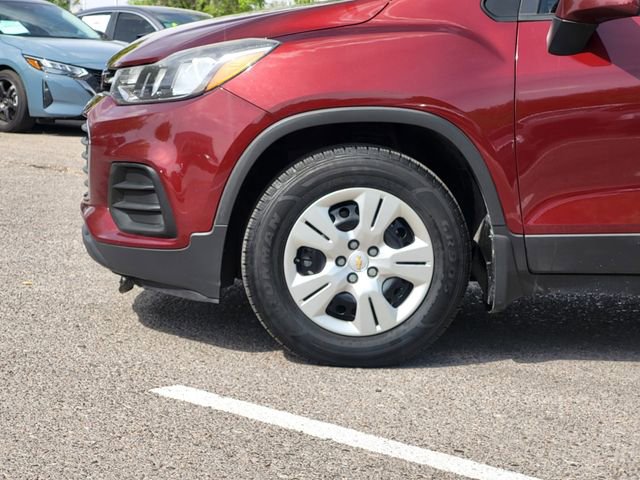Used 2017 Chevrolet Trax LS w/ LPO, Protection Package image 6
