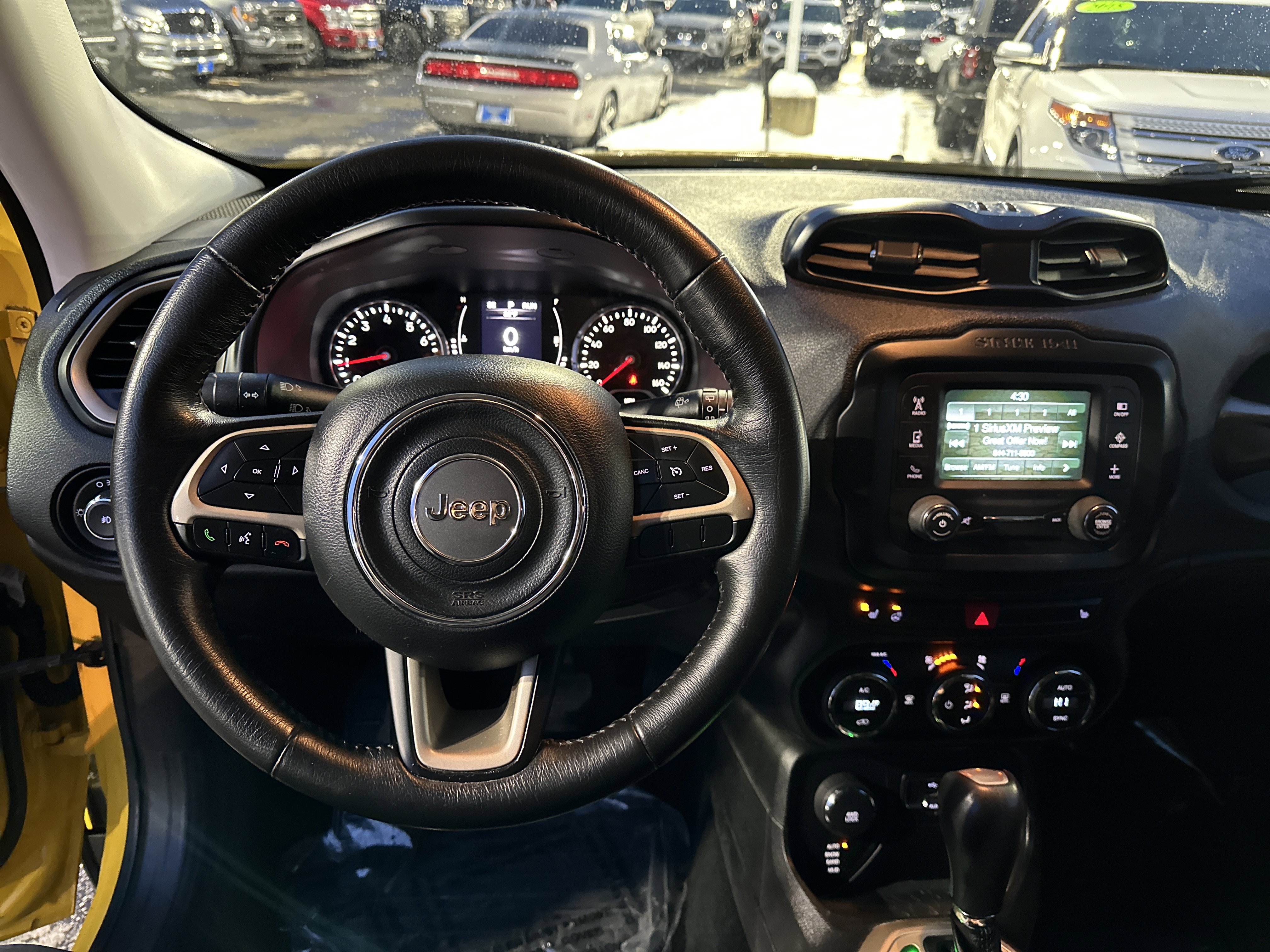 Used 2015 Jeep Renegade Latitude w/ Popular Equipment Group image 18