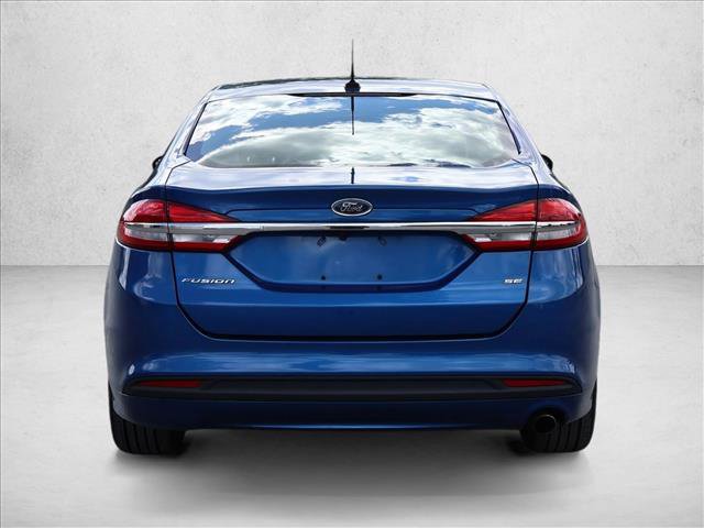 Used 2017 Ford Fusion SE FWD image 7