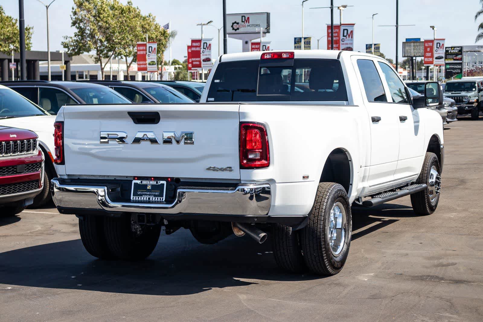 New 2026 RAM 3500 Tradesman AWD/4WD image 4