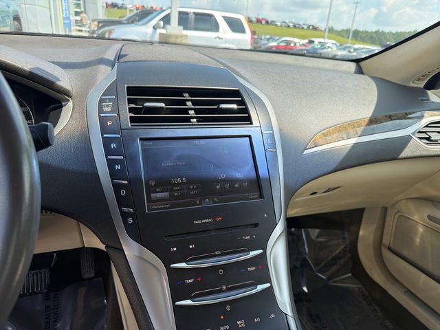 Used 2014 Lincoln MKZ w/ Equipment Group 102A Reserve FWD image 14