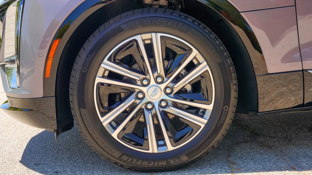 Used 2025 Cadillac Lyriq Luxury image 47