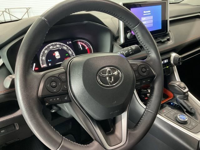 Used 2024 Toyota RAV4 Adventure image 13